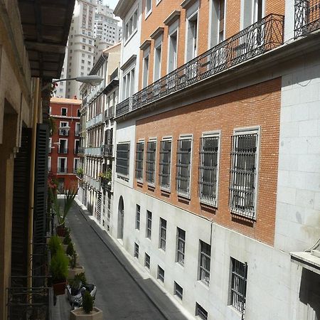 Apartamentos Manzana Μαδρίτη Δωμάτιο φωτογραφία