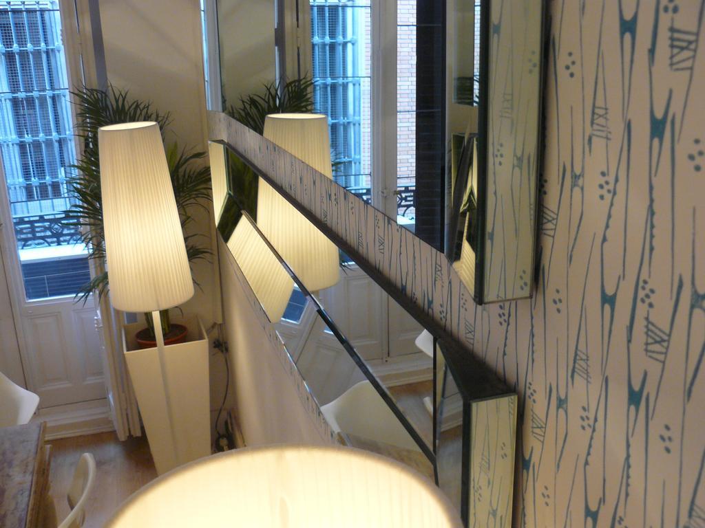 Apartamentos Manzana Μαδρίτη Δωμάτιο φωτογραφία