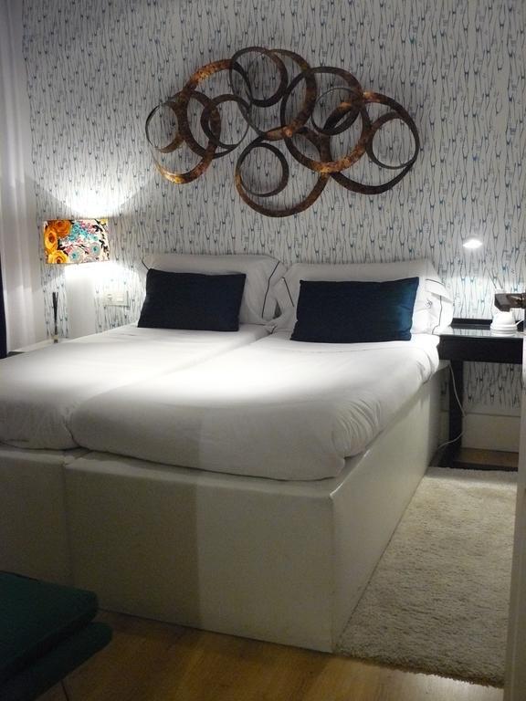 Apartamentos Manzana Μαδρίτη Δωμάτιο φωτογραφία